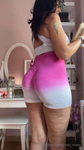 i want your skin pressed against mine 🥵🍑