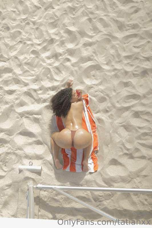 suns out 🍑