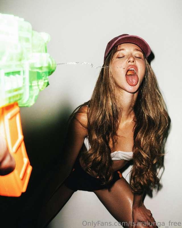 Playful mood 💦Do you feel the same? 
