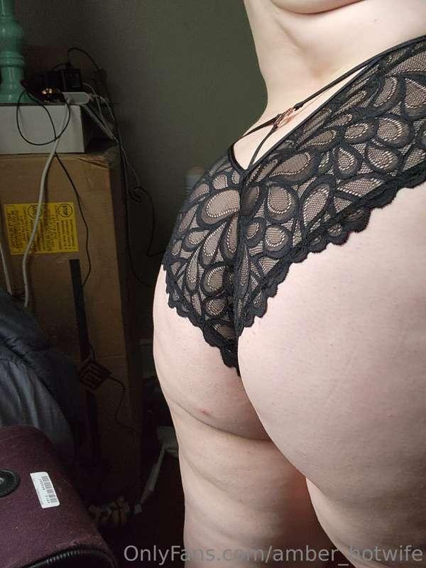 amber_hotwife image #3