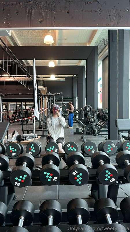 New gym🖤