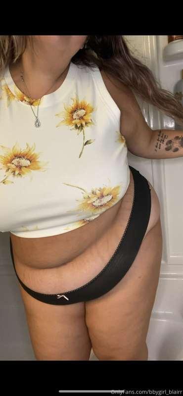 Chubby tummy’s and big titties.