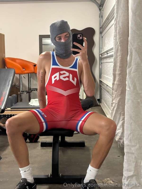 americantwink2 image #0