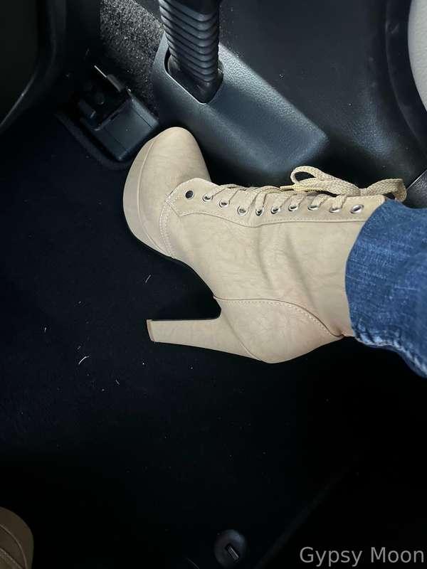 Gypsy Moons Lovely Feet!