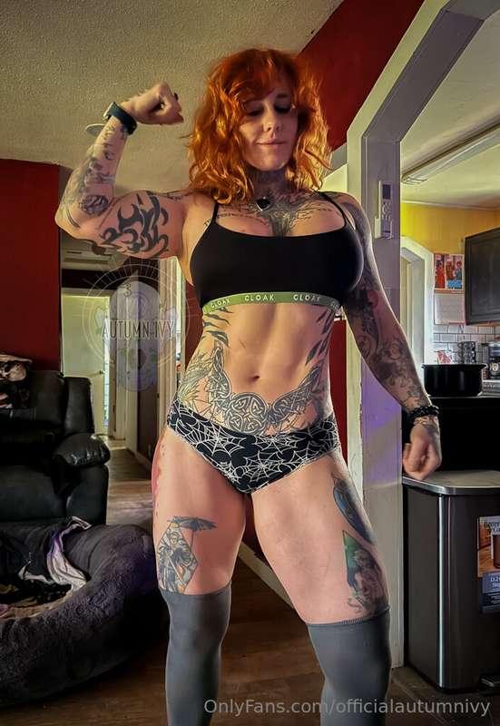 SFW Workout Wednesday!Tips are appreciated - sent out free t..