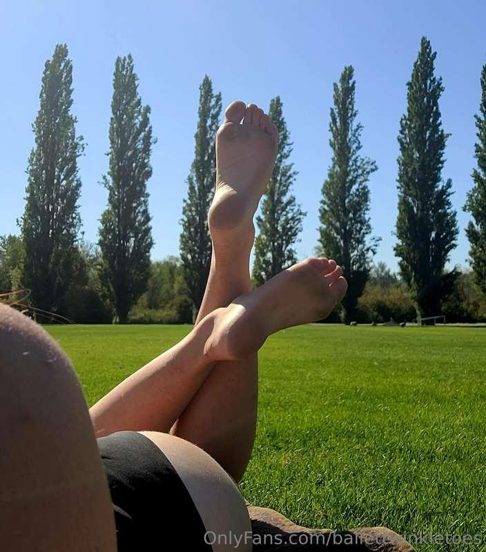 Soaking up the last days of summer ☀️