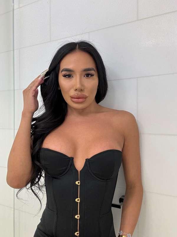 Let me add a little spice to your life😍
