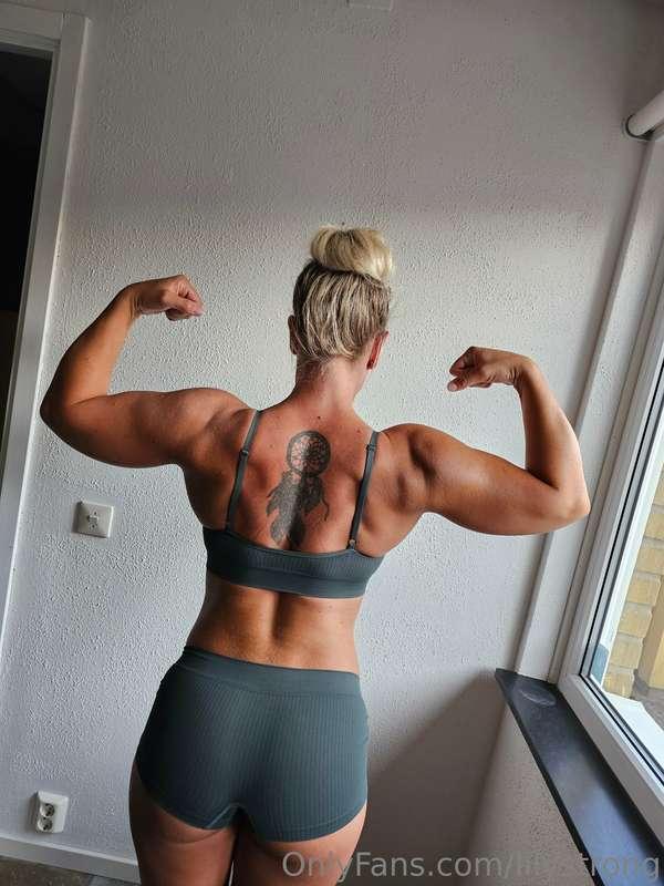 This is me now 🥰 It's sooo much harder to feel confident whe..