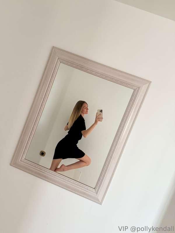 One picture, endless fantasies. Do you like the sexy view?