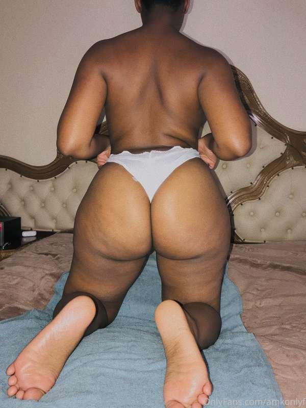 Massage me for full video version and oily content. 😘