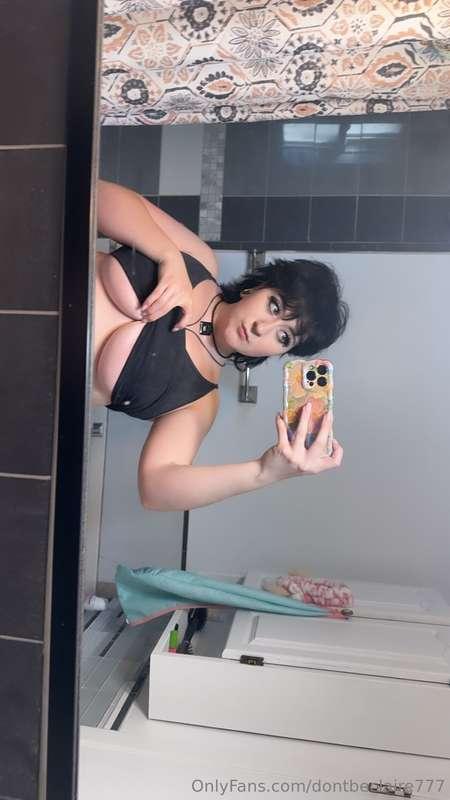 Give me a throat pie before work?🤤