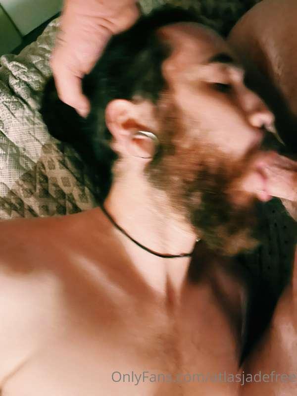 Mondays be like that. 😉 🍆🤤