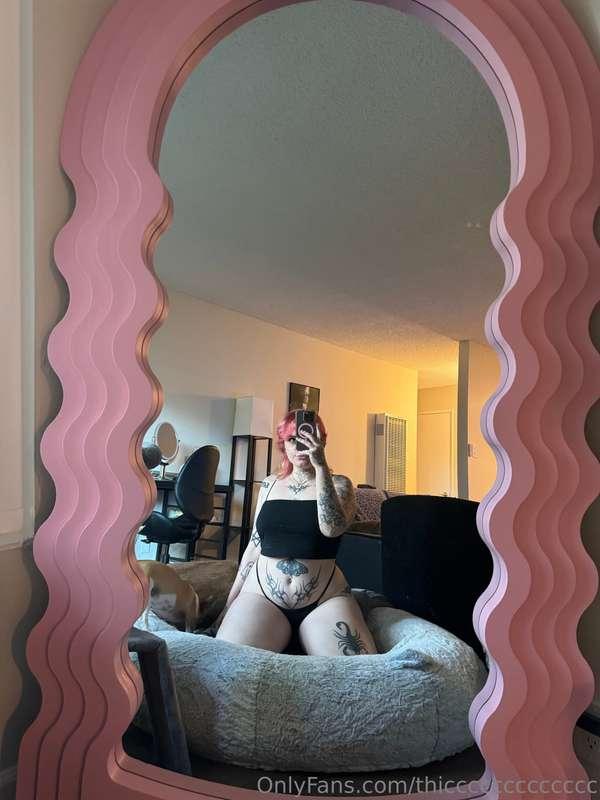 would you spank it?👋🏼