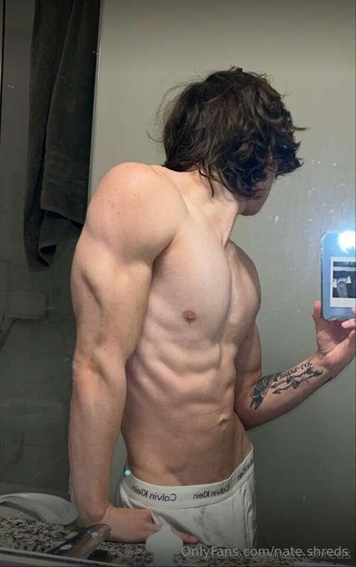 Couple of mirror pictures I know you'll like 😅 Just wait til..