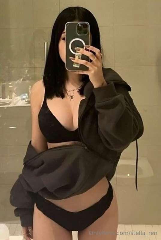 TURN UP THE HEAT WITH @soft_lilia AND LET GO WILD WITH THIS ..
