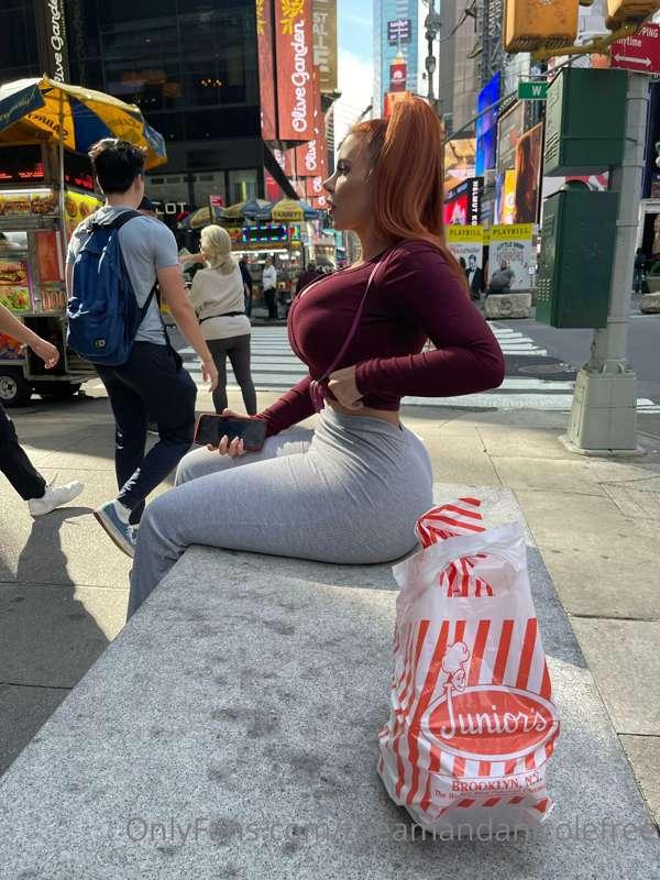 CITY GIRL 😍 🌆