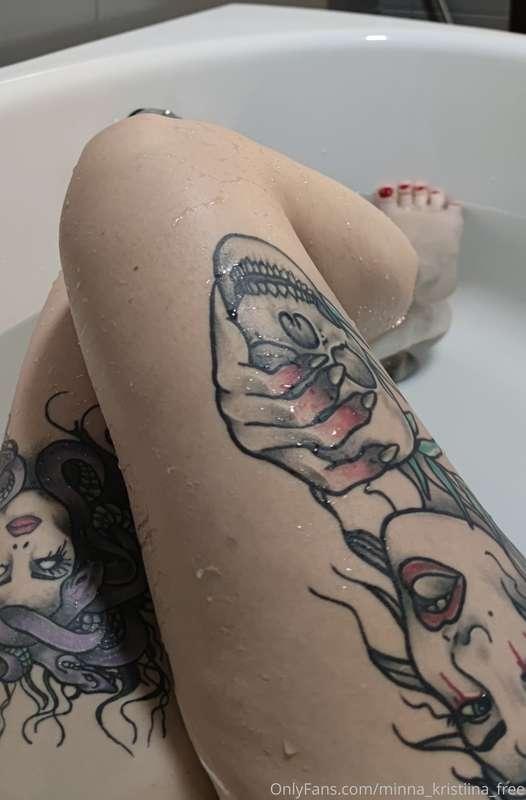 Mun päätilillä -60%tarjous vielä tänään 😘 On my main account..