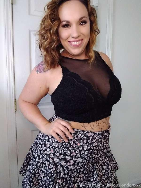 MILF MONDAY!!!! Unlock my kinky content, baby. I know you wa..