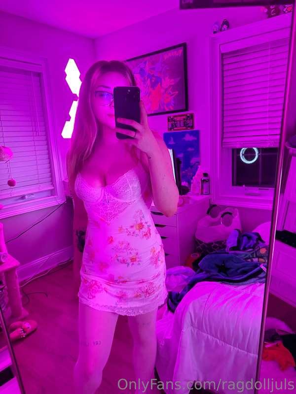 i want to get fucked in this 🥹🥹