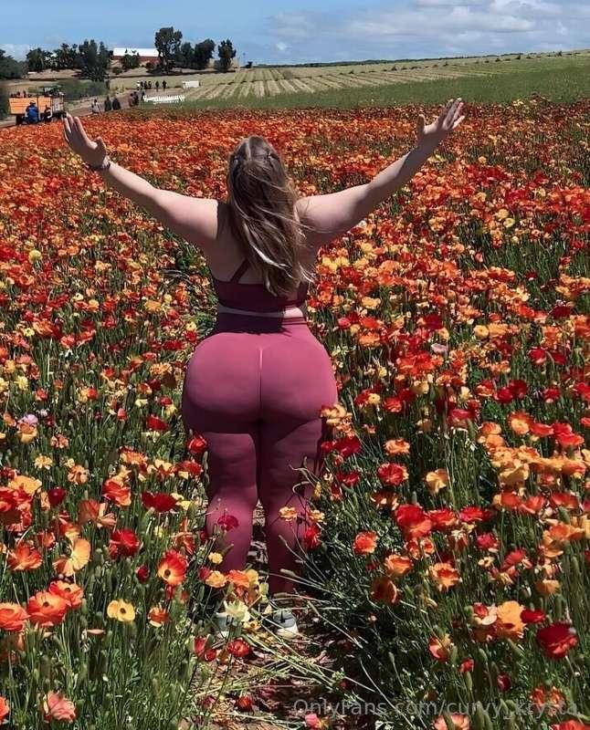 peachyyy day! 🍑🍑