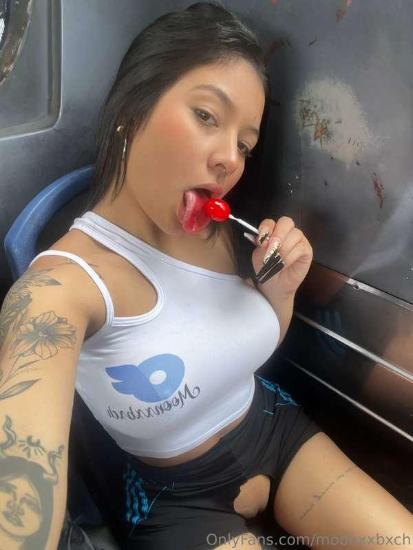 moonxxbxch image #2