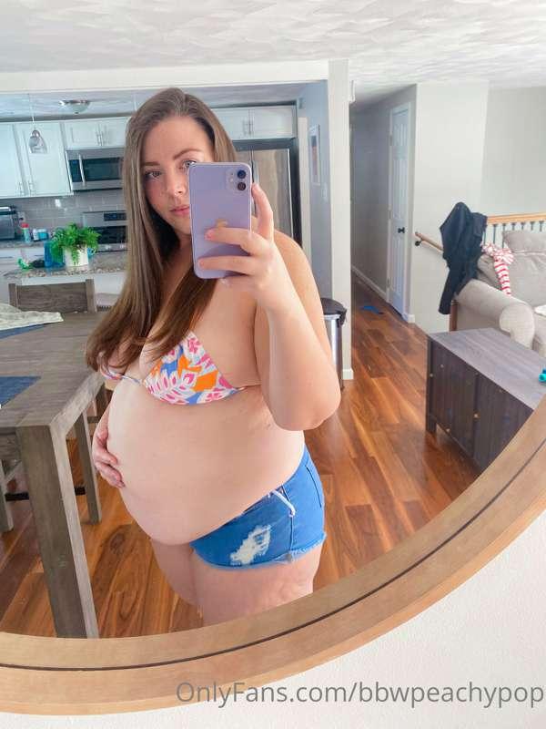 Tell me how big I look 🙈