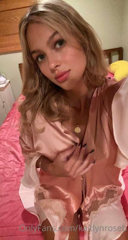 Sending free VIP list bundle of what’s underneath this robe ..