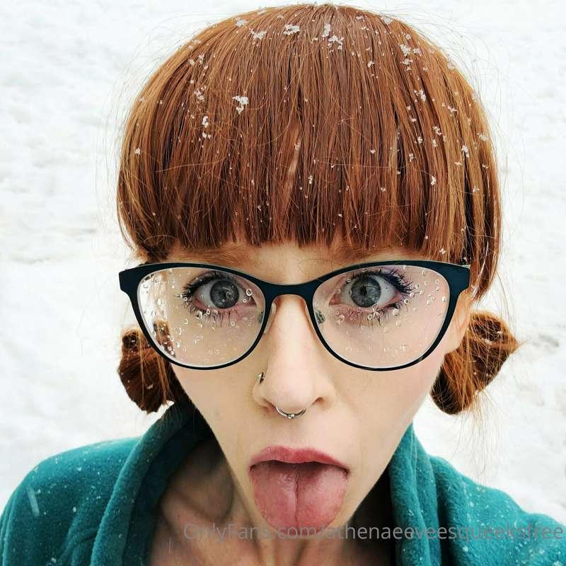 @athenaeeveesqueeks 🤯 60% off!
@athenaeeveesqueeks 📽 FREE PO..