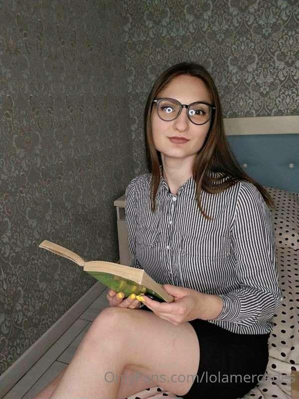 Read with me?)😏