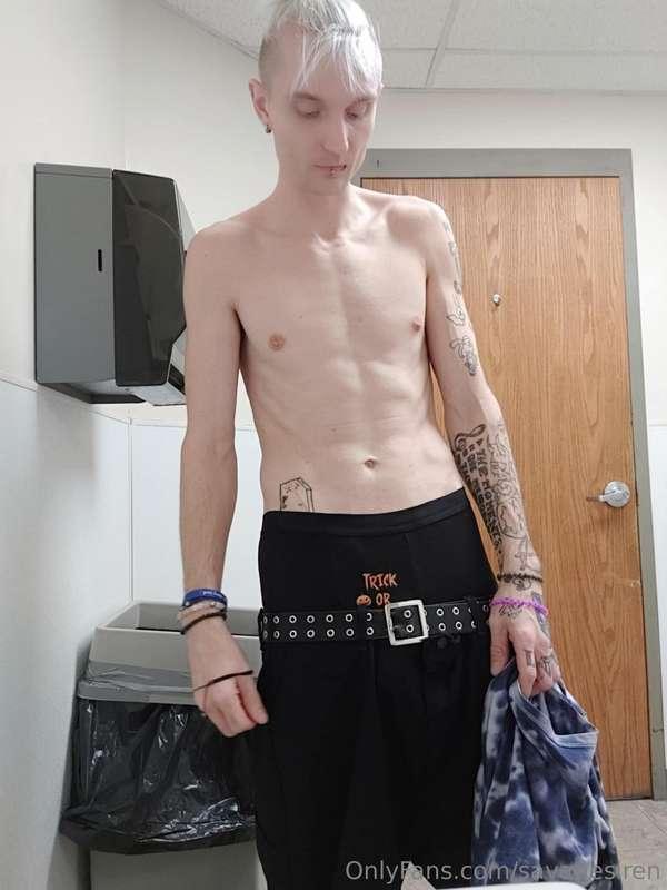 @Sailerboy91 ⚓Lvl 33 Male Model🤘Retired Stripper💀Tattoo Arti..