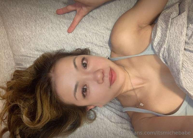 Are you down for some cuddle time with me? 😘