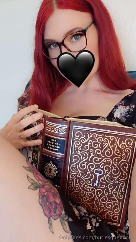 Swipe to see how wet I get for Sherlock. 🤓 📚🔍