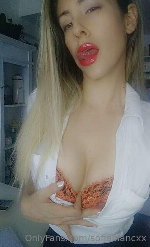 Wish you all a happy Friday 😘 More pictures to come this wee..