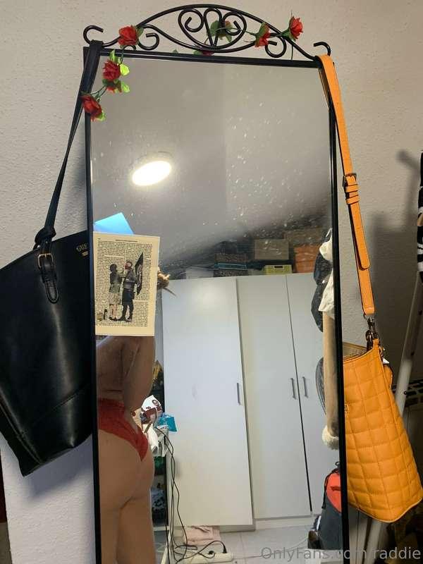 Tenéis cositas en el chat🥵🔥