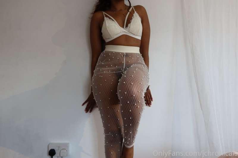 White Pearl Pants 😗
