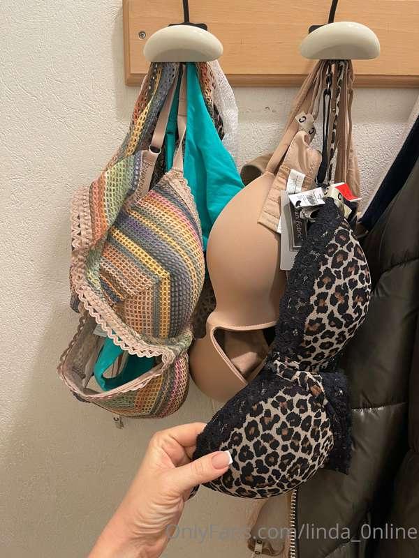 👙✅ what is your favourite bra on me?😈🤩