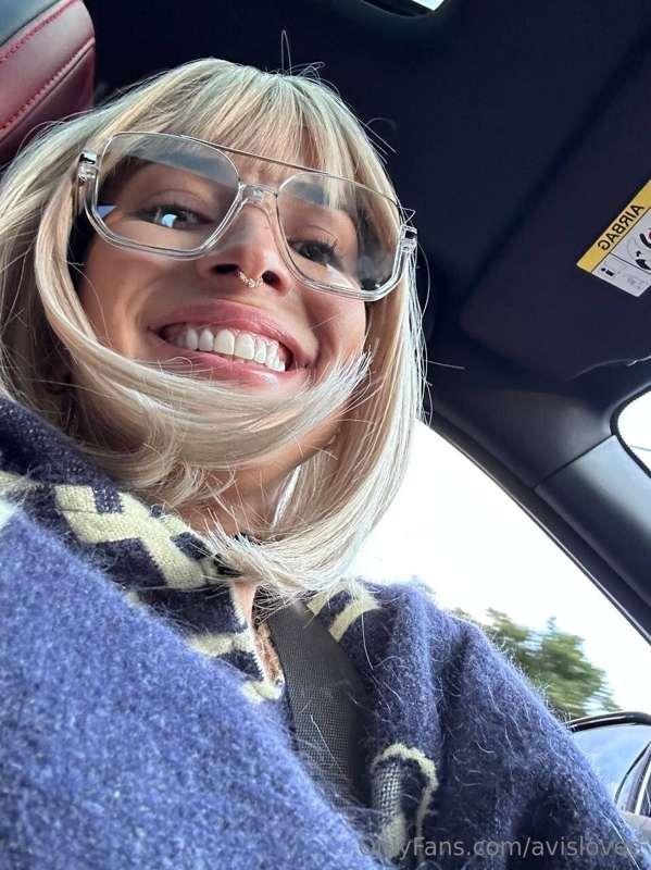 Hey babe💖 I would love to make you a CUSTOM VIDEO🔥💦 tell me ..