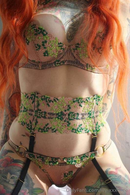 Wanna cum inside me? 