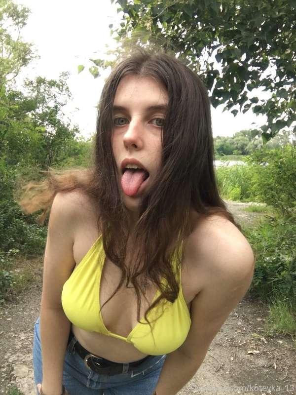 love summer and bare tits