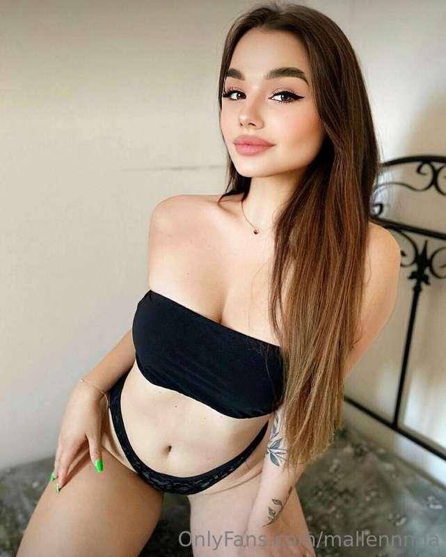 Juicy boobs and tight ass @younglady0 are looking for their ..