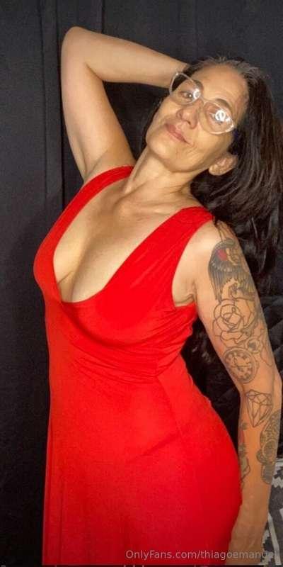 @esmeraldaababy 😈 ⚠️FREE SUBSCRIPTION⚠️  and GIFT in ur subs..