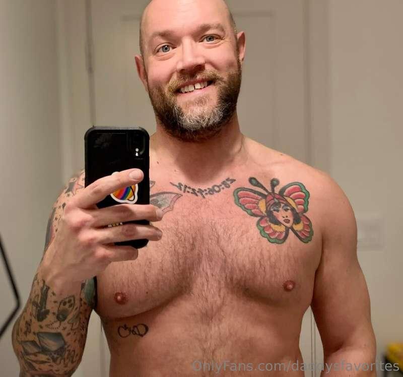 Happy Daddies Day to me!!! 😘😘😘😘