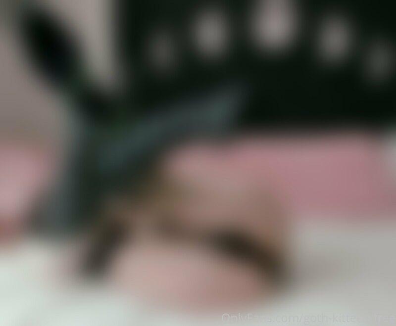 goth-kitteen.free image #1