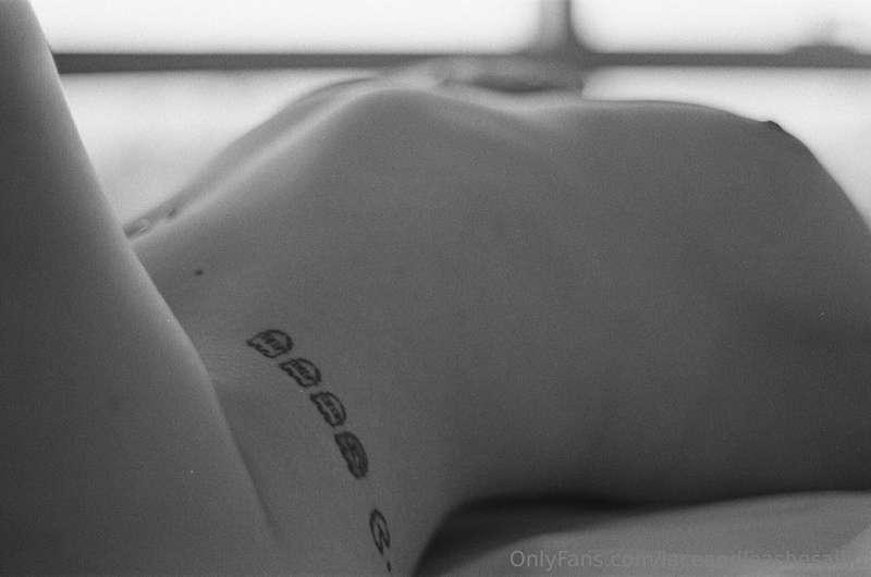 laceandleashesallin image #15