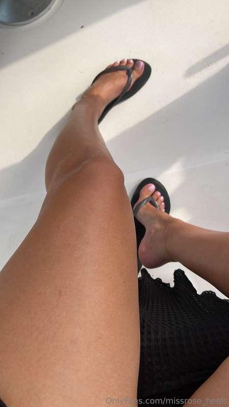 It was a hot day on the boat 😅