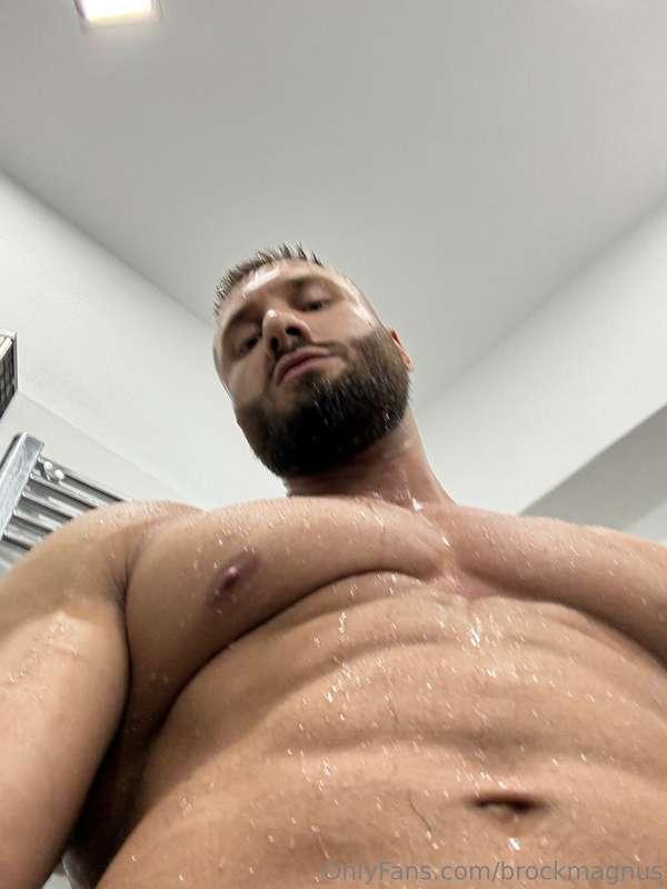 Need a little help getting nice, and cleaned up. Care to giv..