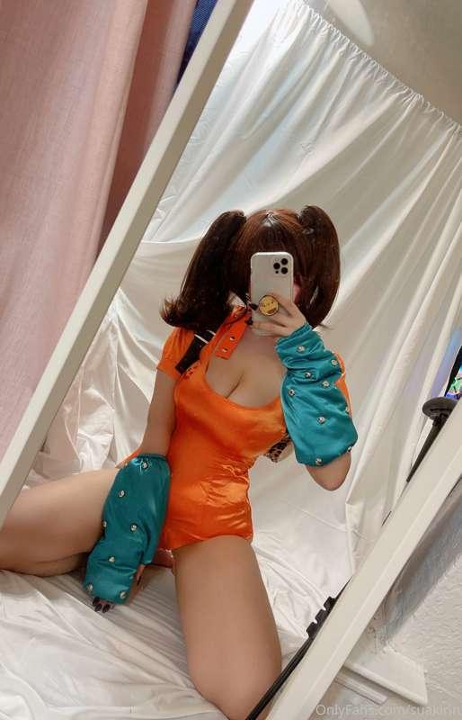 Cosplay sneakpeak 🥺🥺 took this pic same day as I cosplayed M..