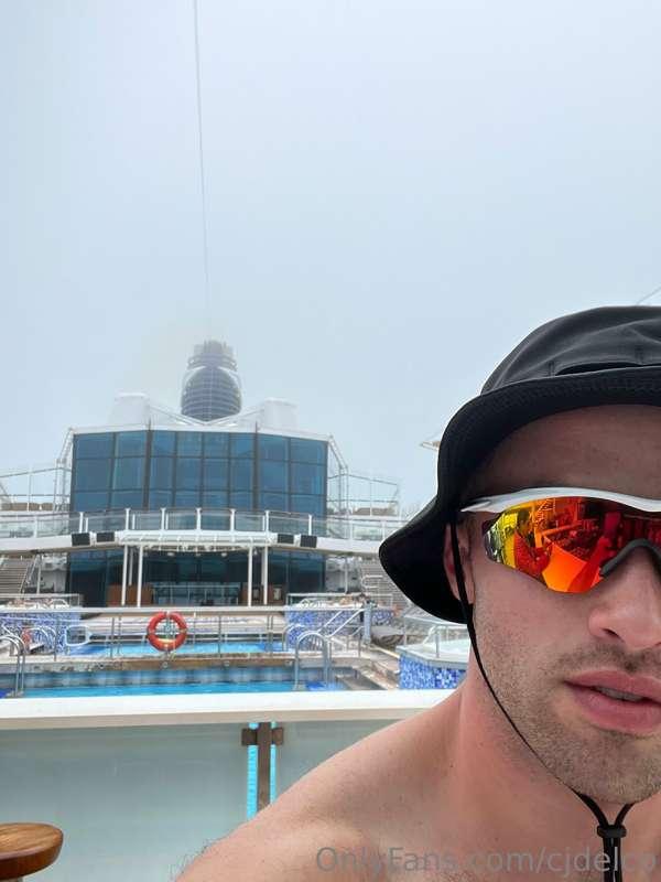 Having the time of my life on a Canadian/Alaskan cruise. Tha..