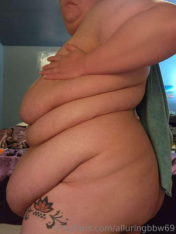 alluringbbw69 image #3