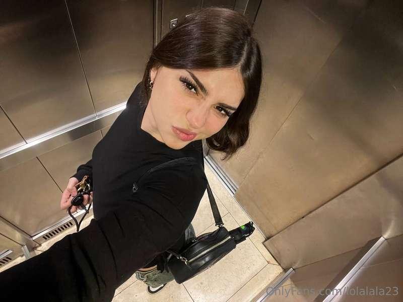 Business day business babe🥴